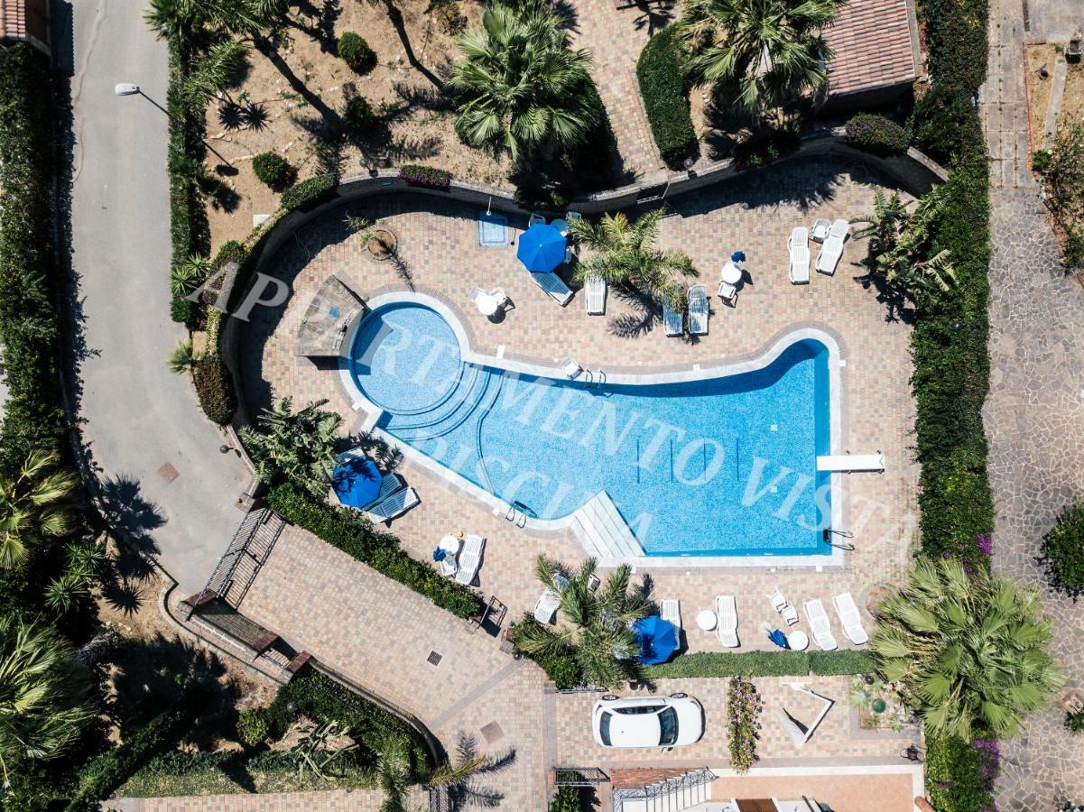 Villa Mansarda Con Vista Piscina à Campofelice Di Roccella Extérieur photo